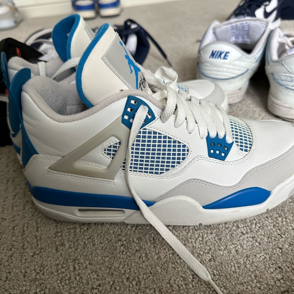 Nike Jordan 4 military blue size 9.5 used